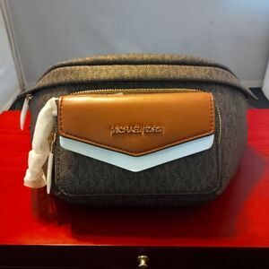 👑👜🔥MK Michael Kors Women Maisie 2 In 1 Waistpack Purse Fanny Pack Belt Bag Br